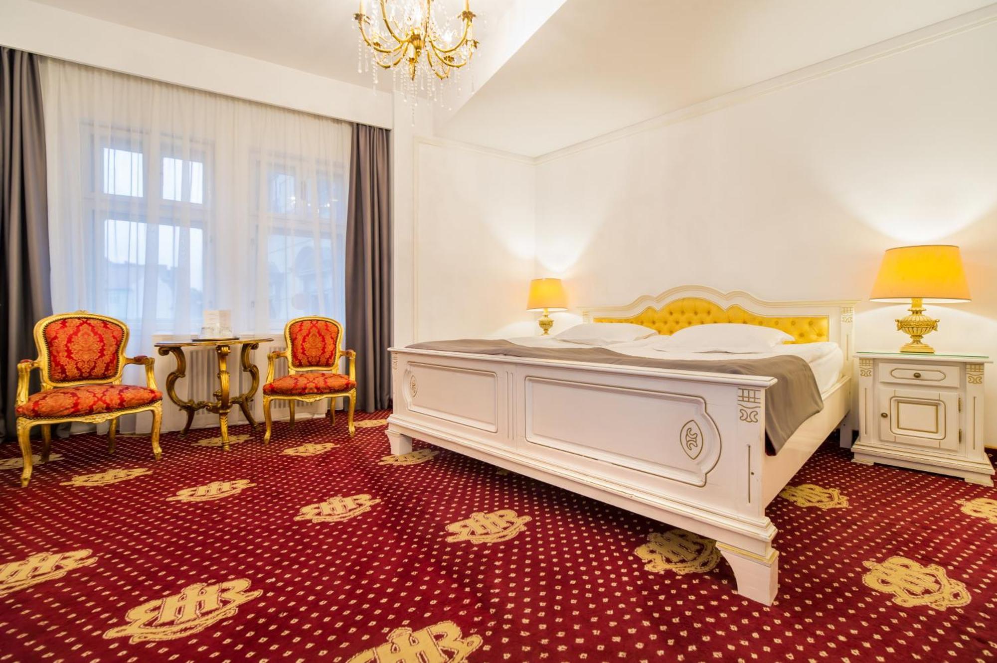Hotel Imparatul Romanilor Sibiu Cameră foto
